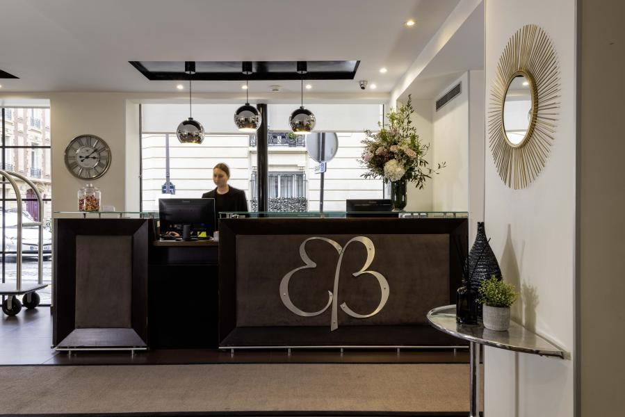 Hôtel Elysées Bassano - Bar